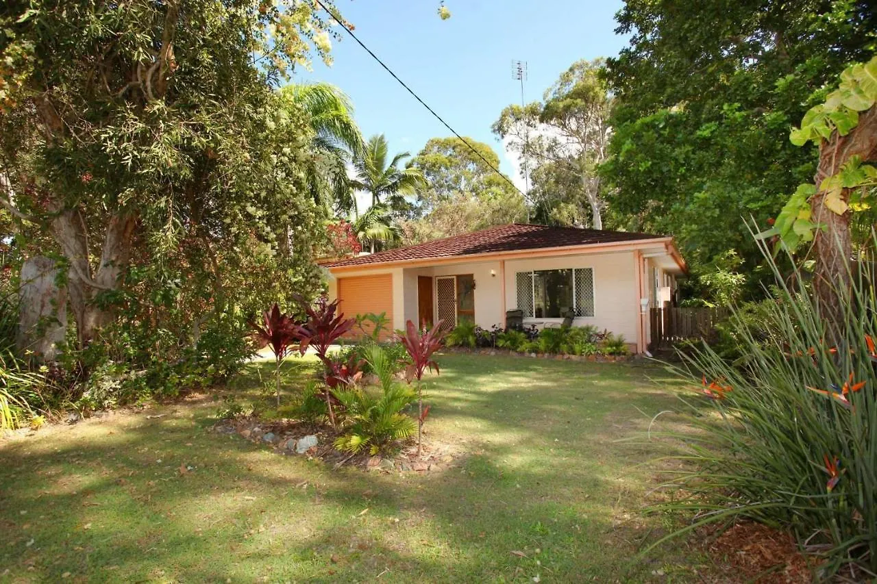 35 Santa Monica Avenue Vila Coolum Beach